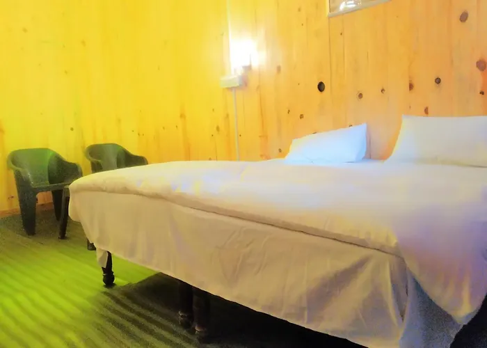 Goroomgo Peace Space Resort Nainital
